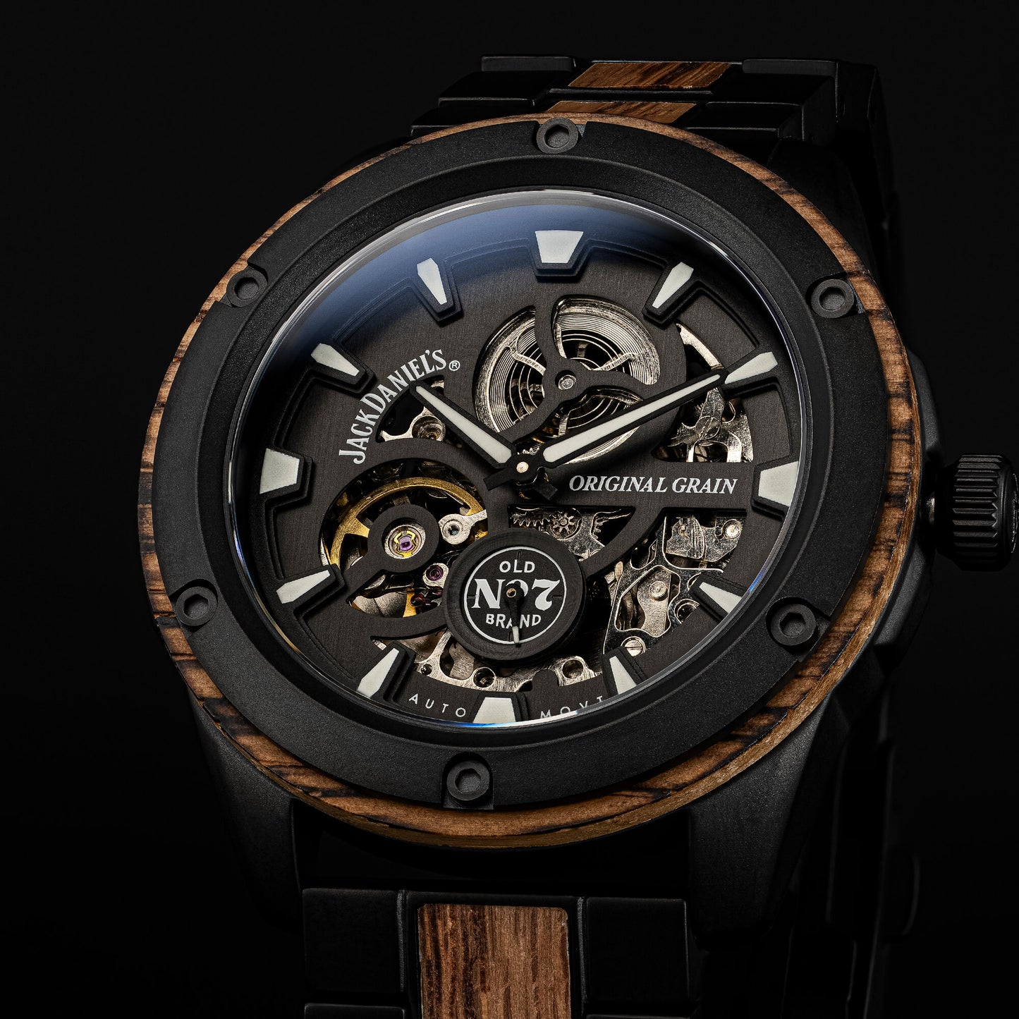 Jack Daniel's Rugged Auto 44mm