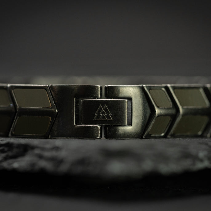 Militärisches Stonewashed-Pfeilarmband