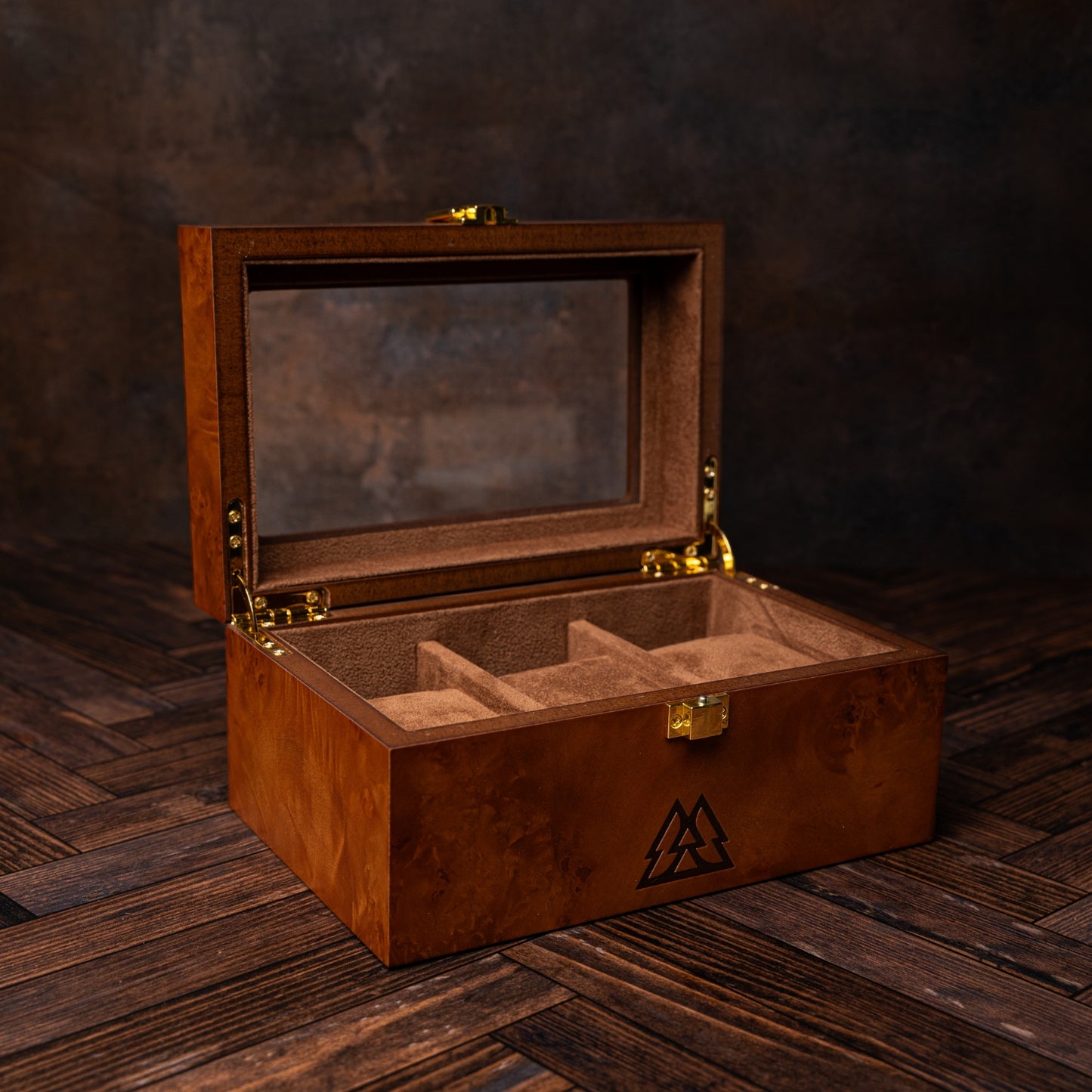 Burlwood 3 Watch Display