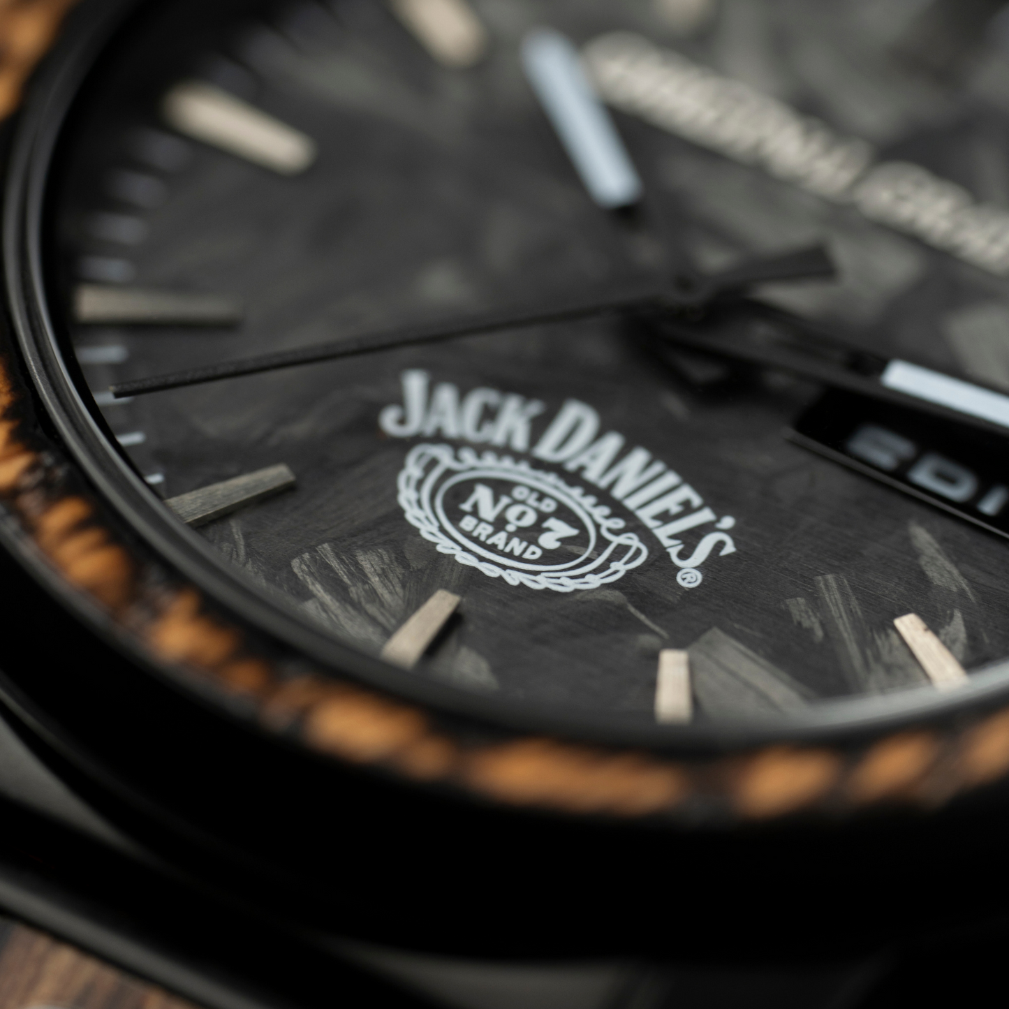 Jack Daniel's Charred Oak Barrel 42mm