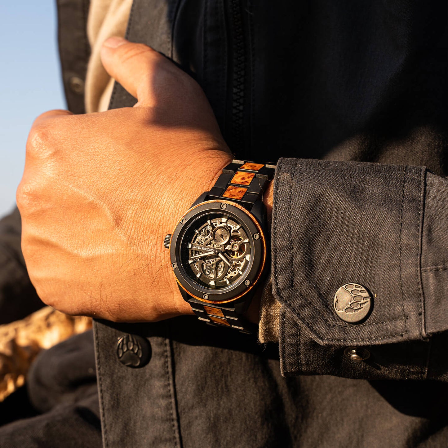 Burlwood Black Rugged Auto 44mm