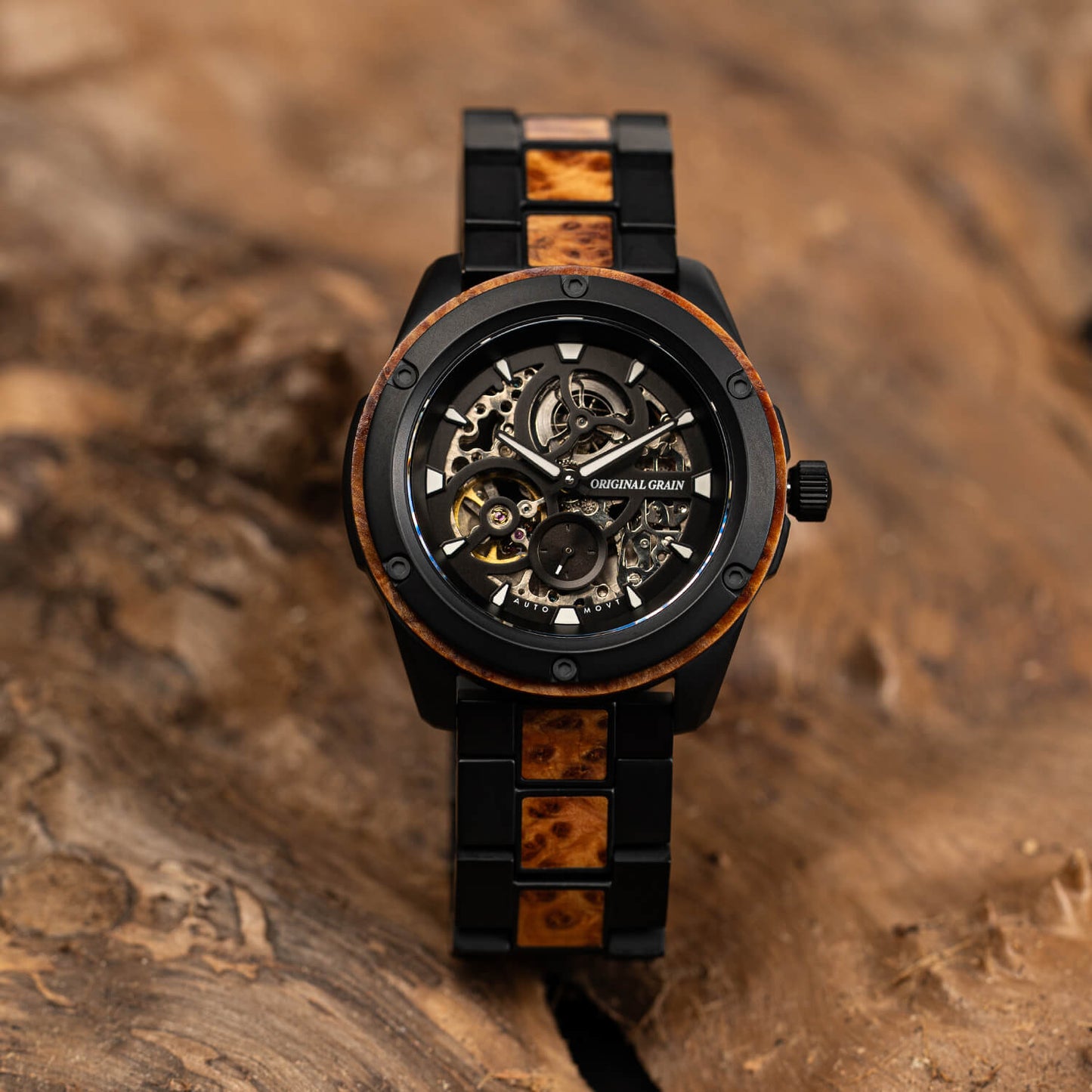 Burlwood Black Rugged Auto 44mm