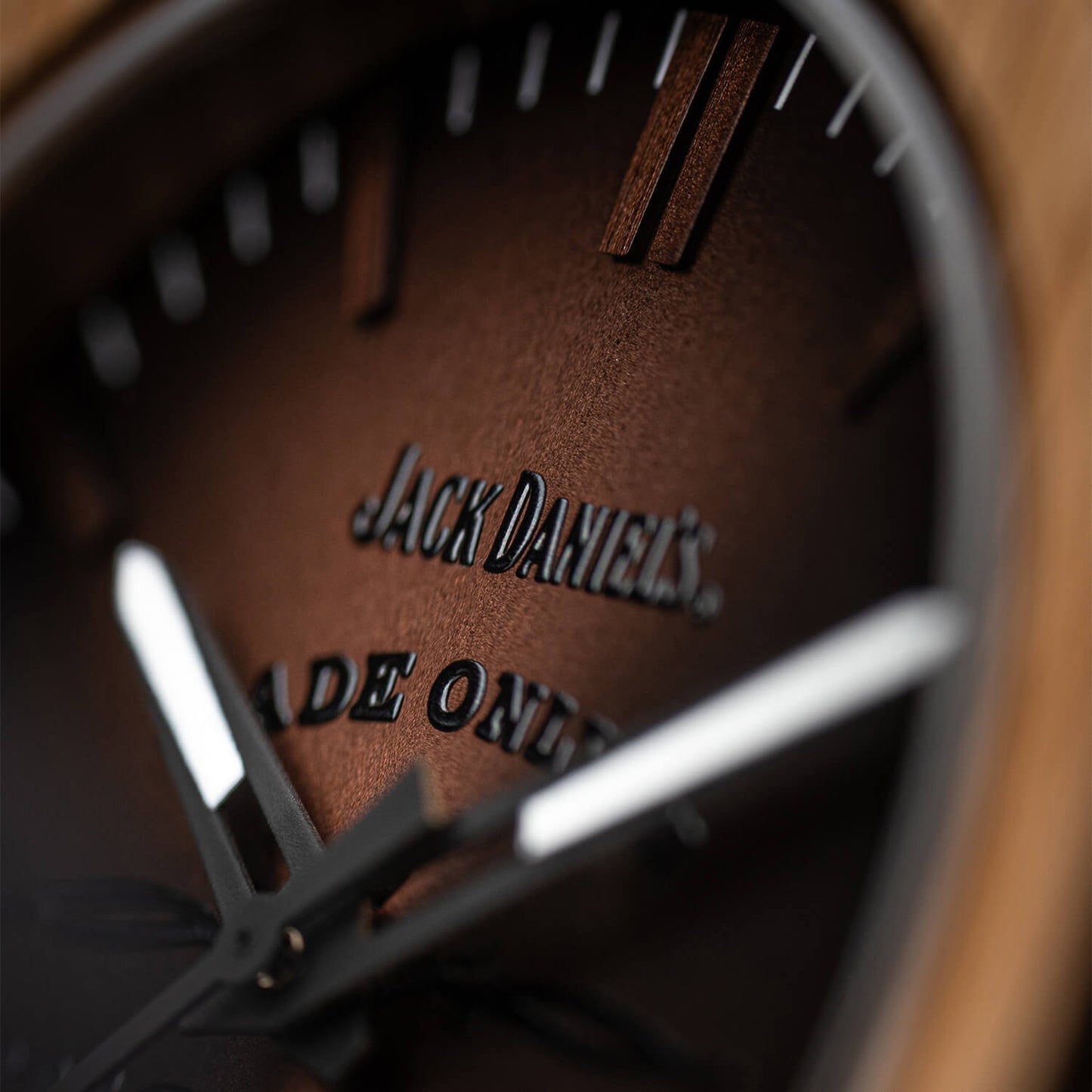 Jack Daniel’s Barrel House 44mm