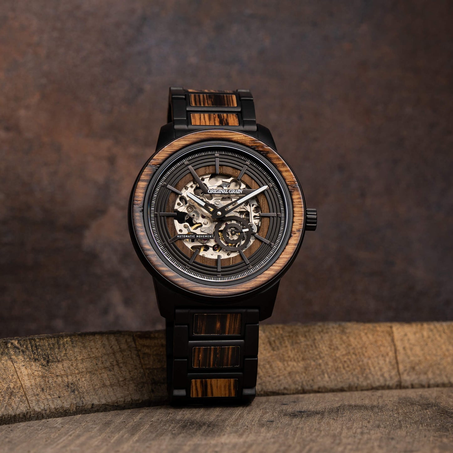 Whiskey Charred Black Barrel Automatic 46mm