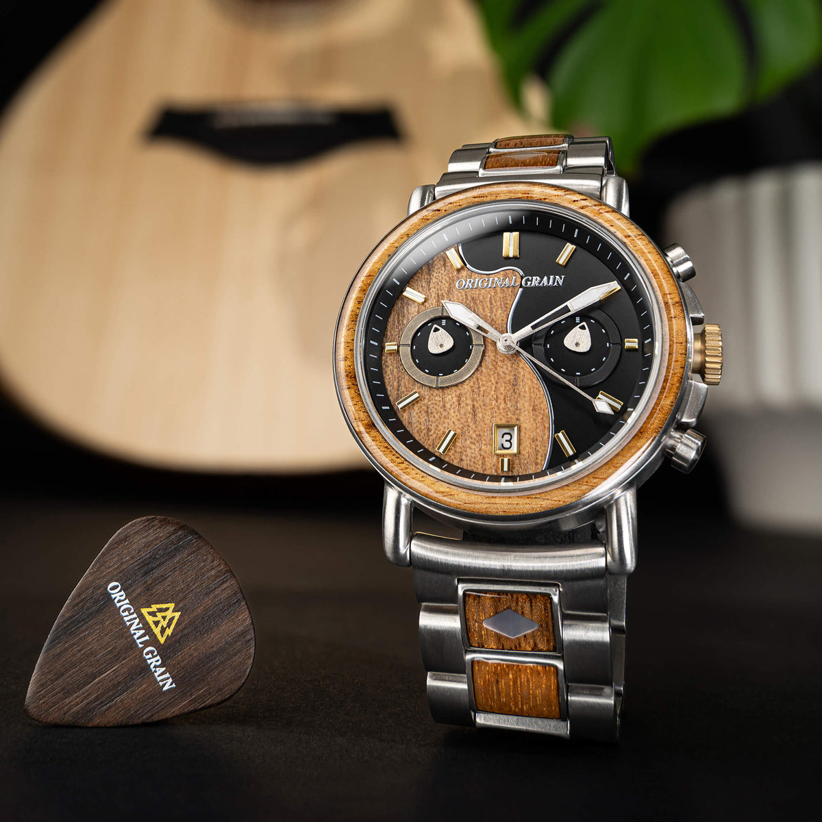 OG Koa Guitar Chrono 44mm