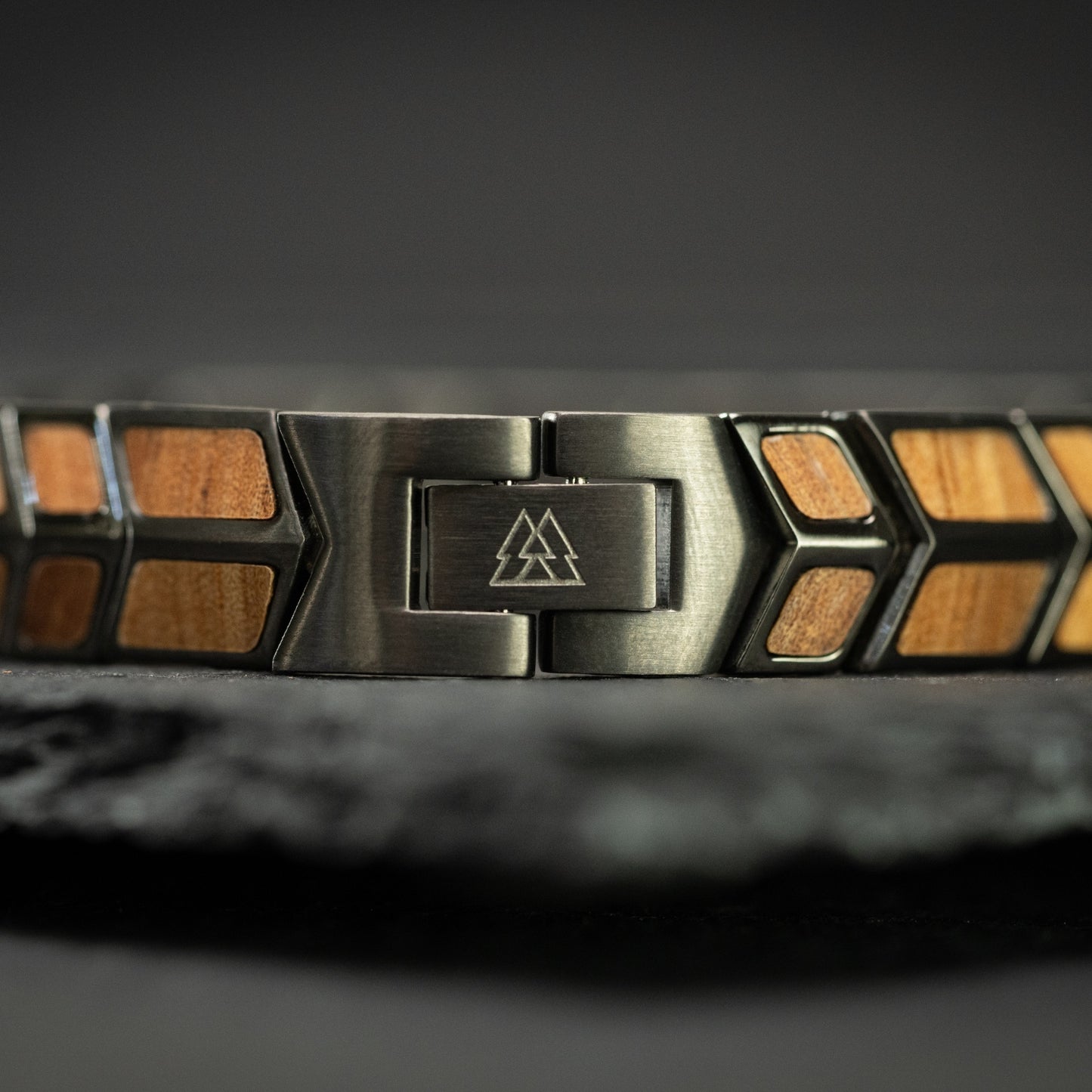 Koa Gunmetal Arrow Bracelet