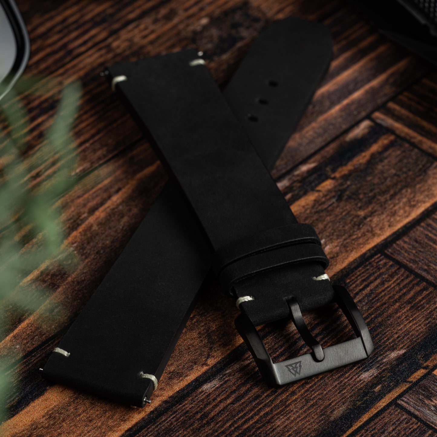Midnight Black Raw Edge 23mm Leather Band