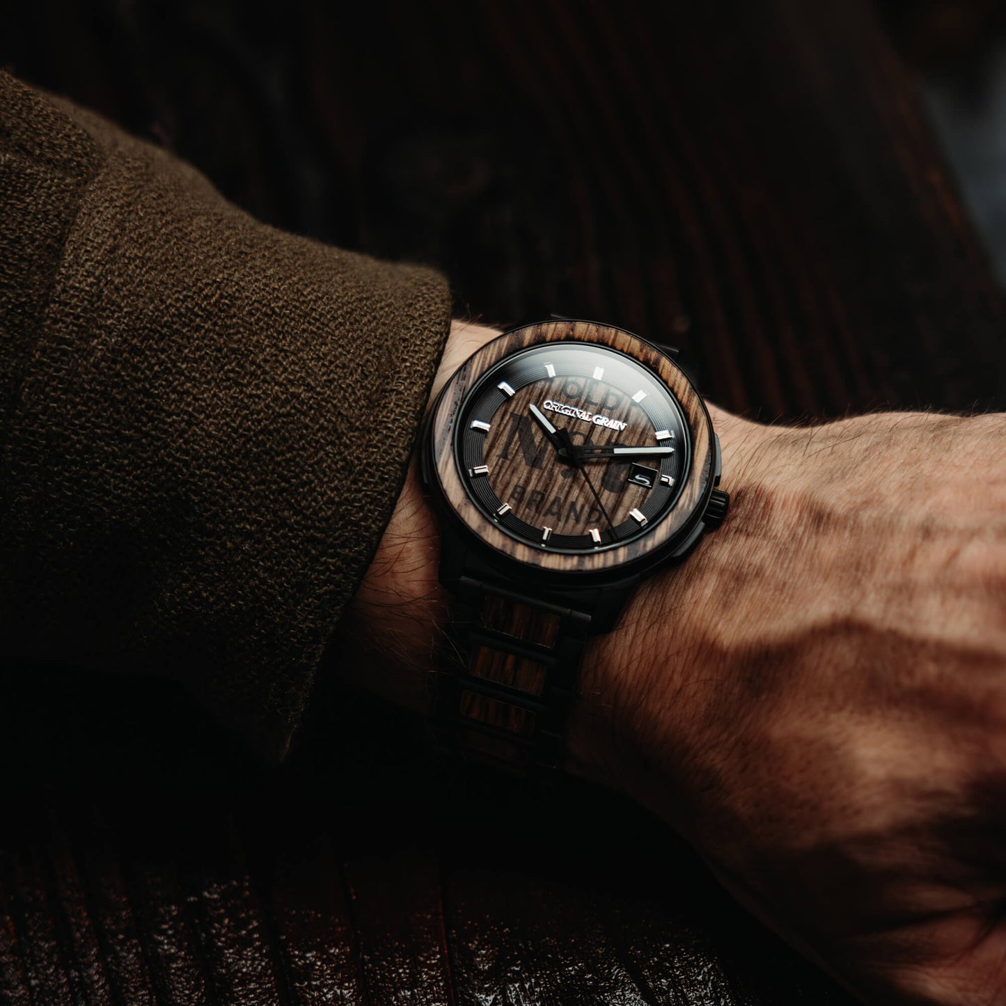 Jack Daniel's Charred Oak Barrel 46mm