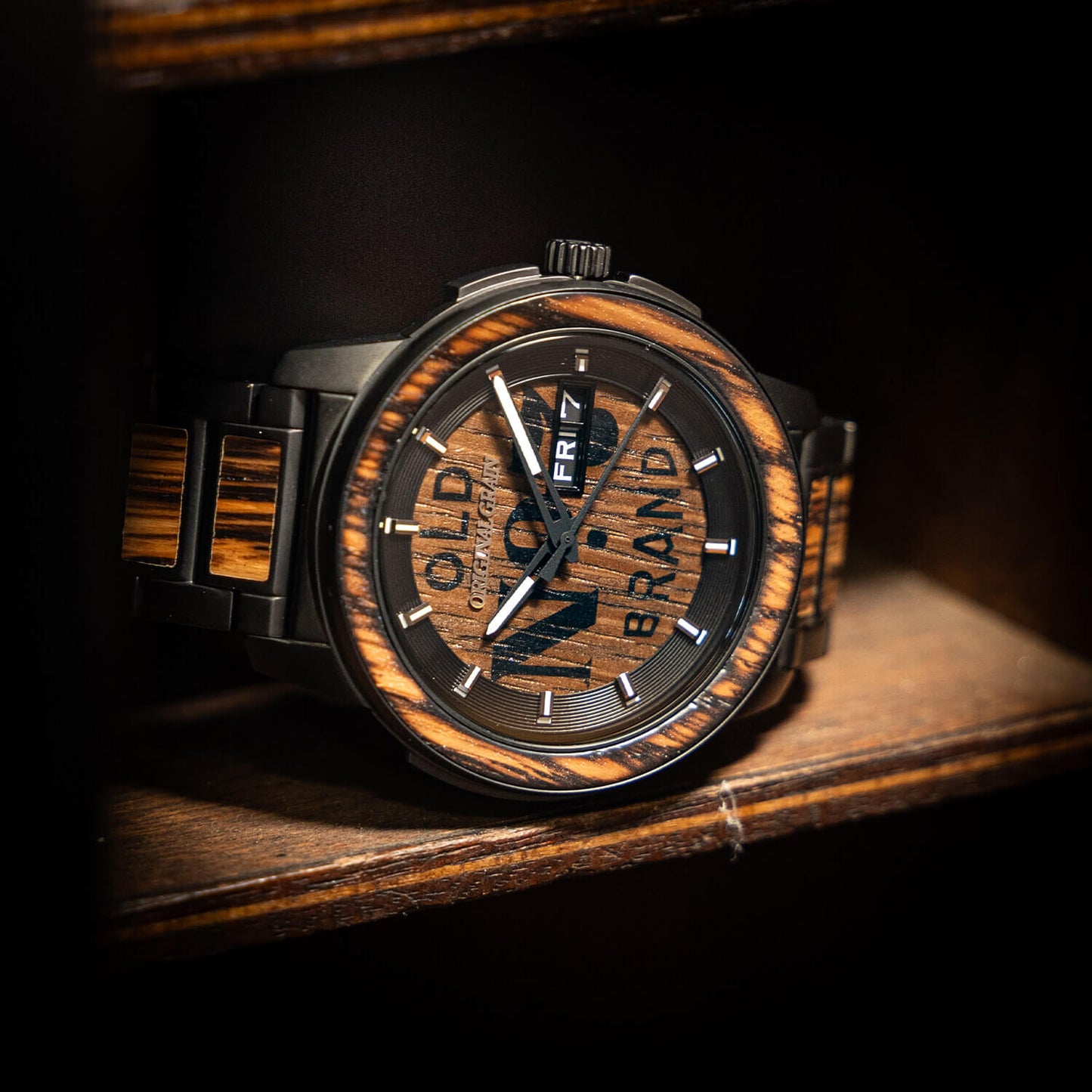 Jack Daniel's Charred Oak Barrel 46mm