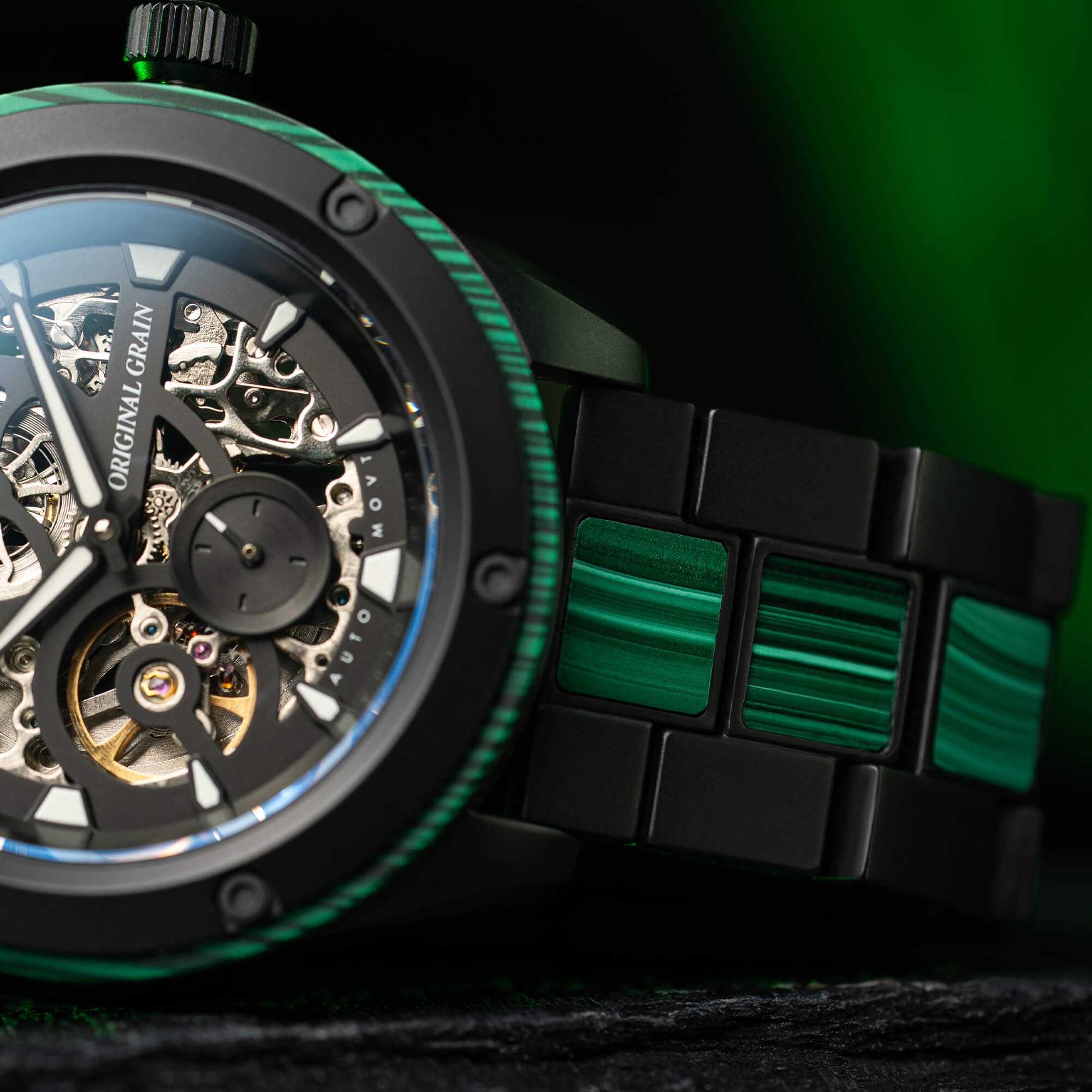 Malachite Rugged Black Automatic 44mm – Original Grain
