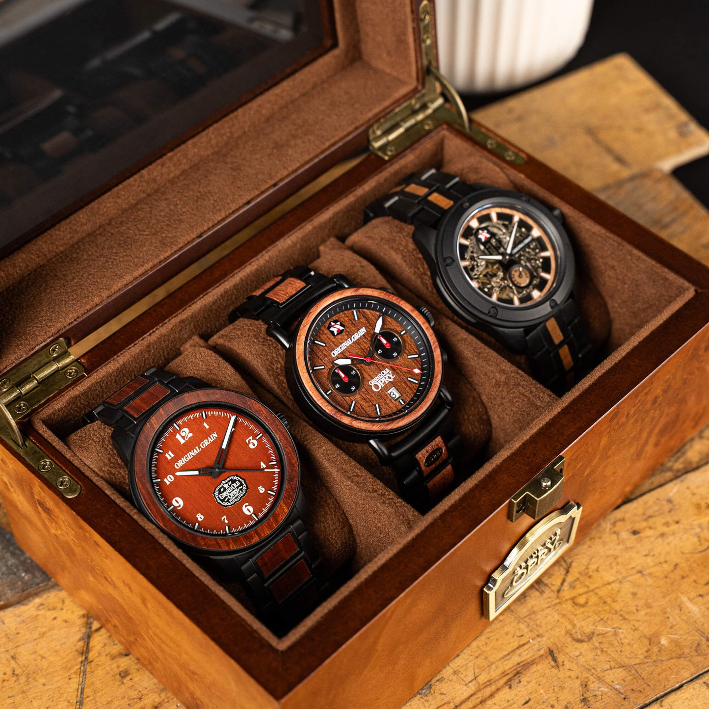 Grand Ole Opry Burlwood 3 Watch Holder