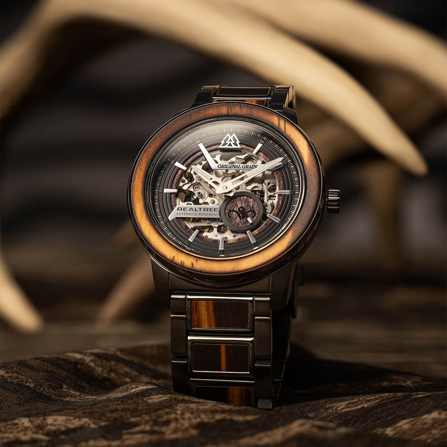 Realtree Charred Pine Barrel 44mm Automatic
