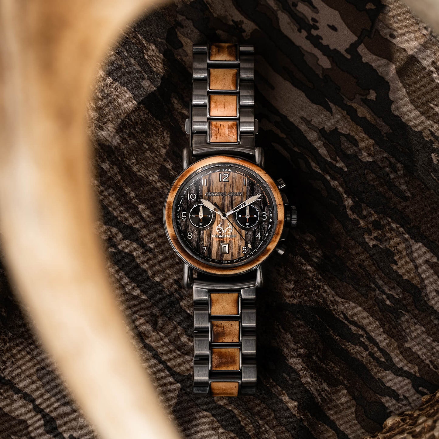 Realtree Charred Pine Chrono 44mm