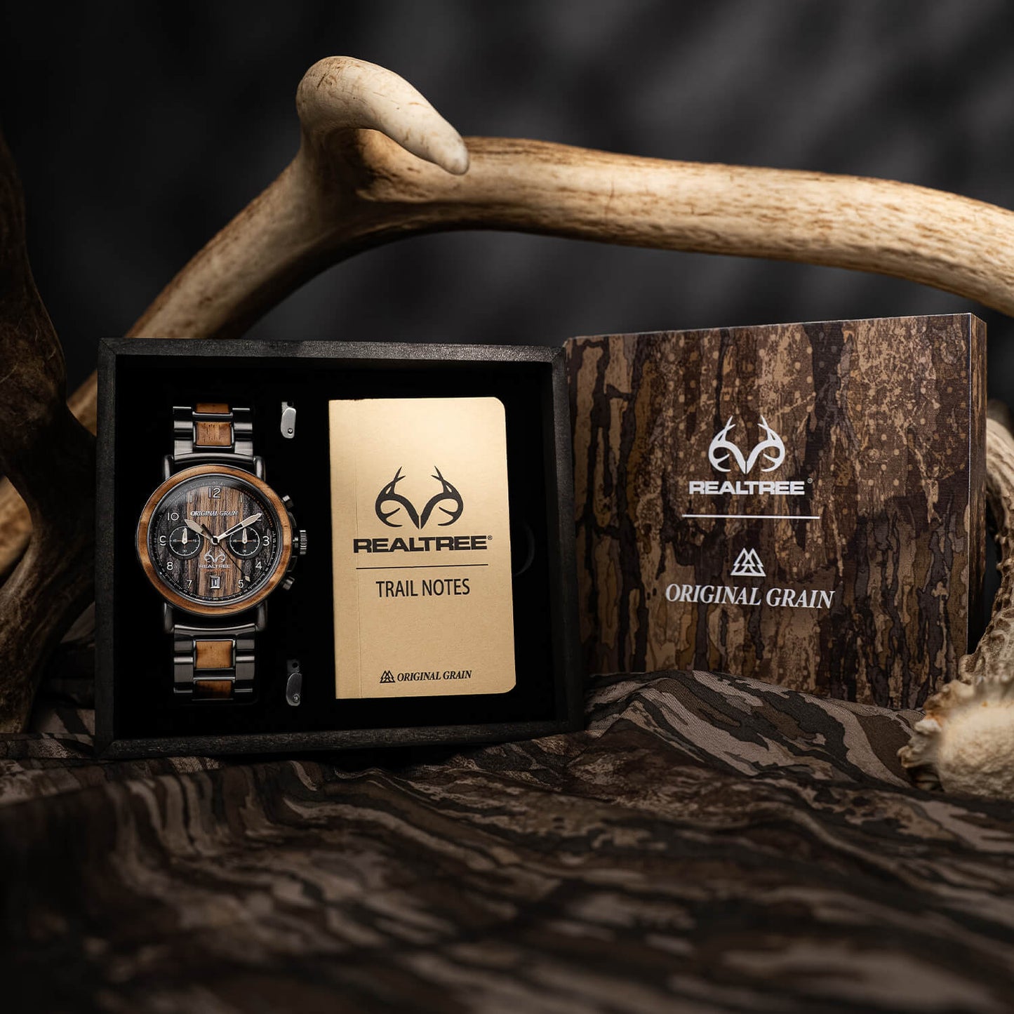 Realtree Charred Pine Chrono 44mm