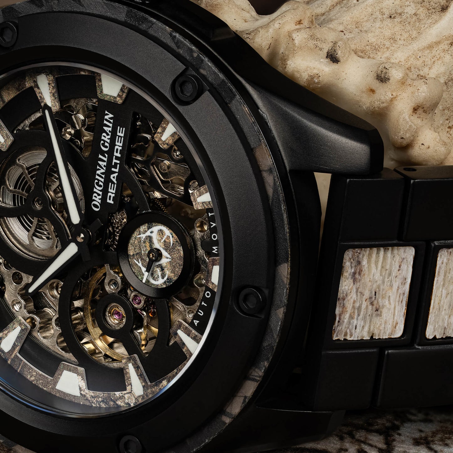 Realtree Rugged Automatic 44mm