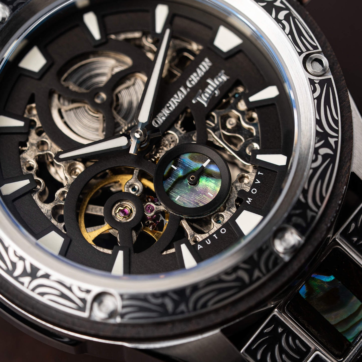 Taylor Guitars Silver Ebony Ruged Automatic 45mm