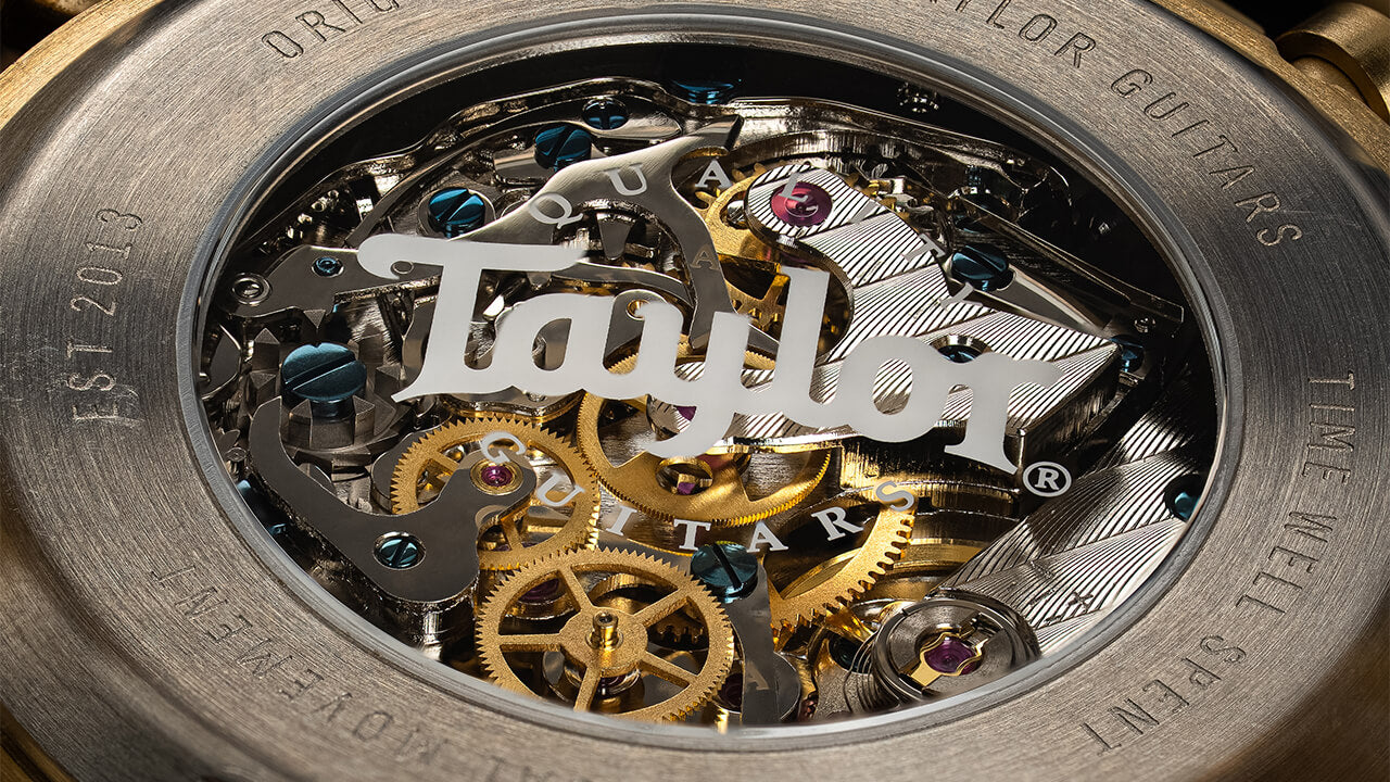 Taylor Guitars 18K Gold Mechanical Chrono 44mm – Original Grain