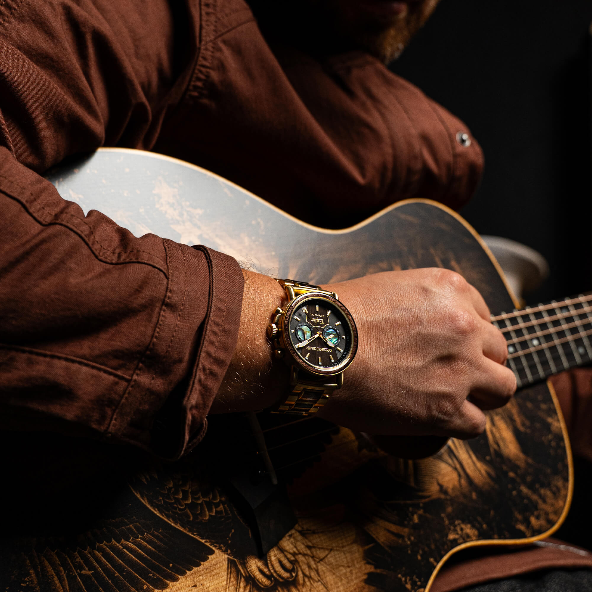 Taylor Guitars 18K Gold Mechanical Chrono 44mm – Original Grain