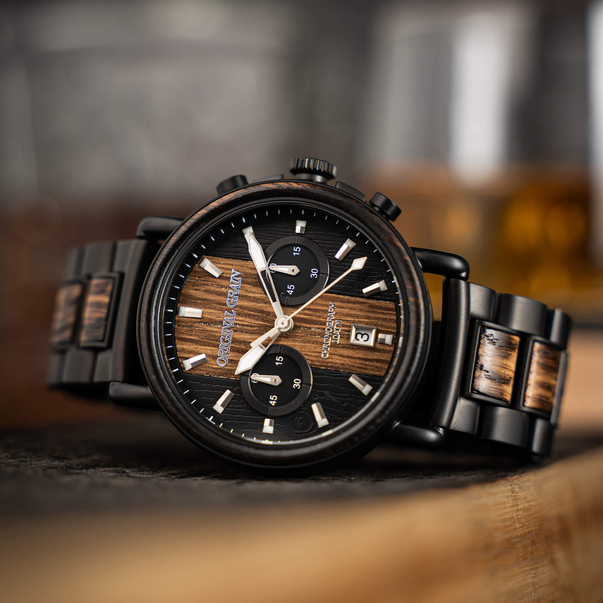 Charred Whiskey Black Chrono 44mm | Original Grain