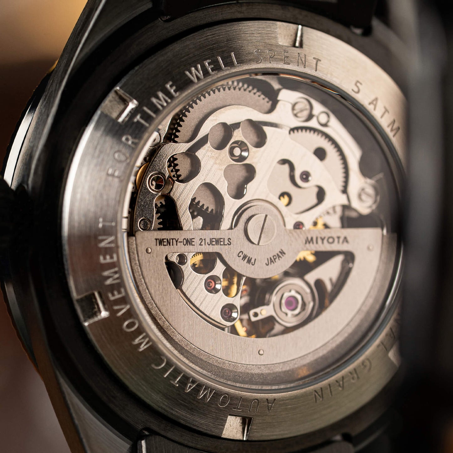 Vintage Auto Whiskey Black 40mm