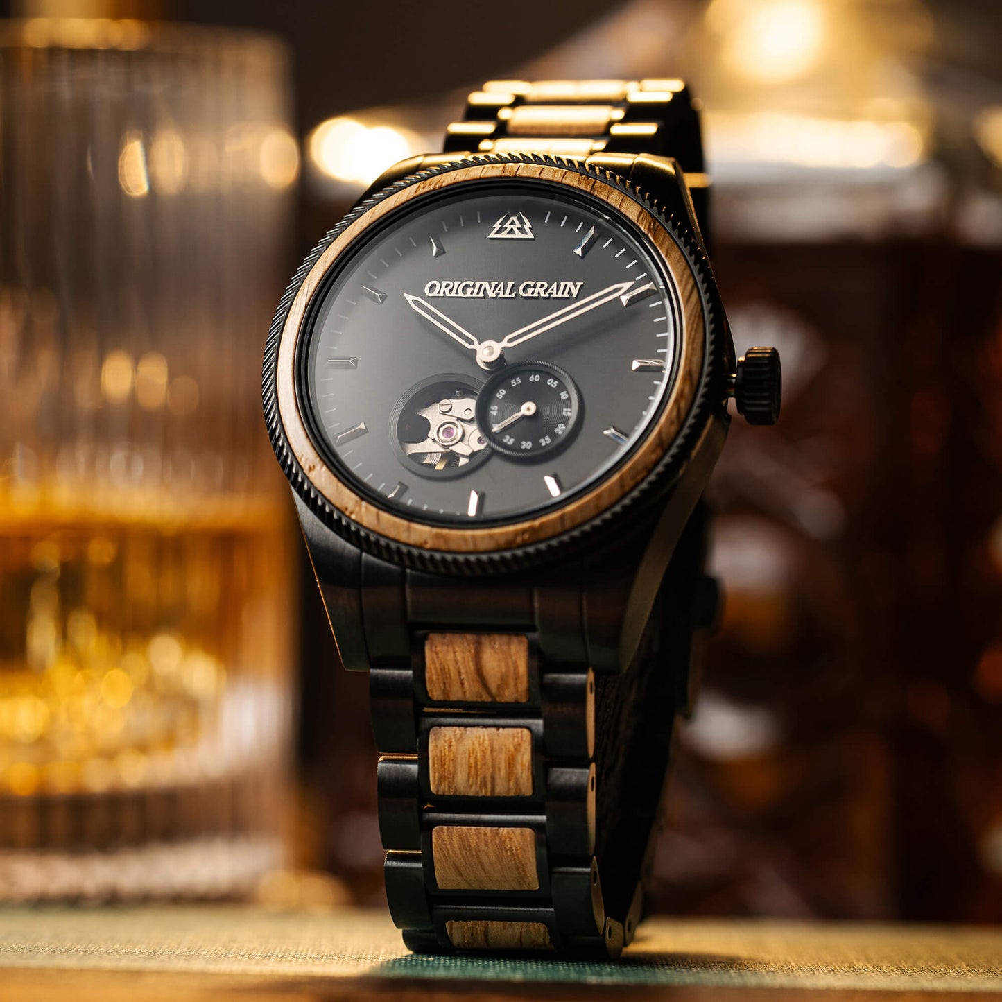 Vintage Auto Whiskey Black 40mm