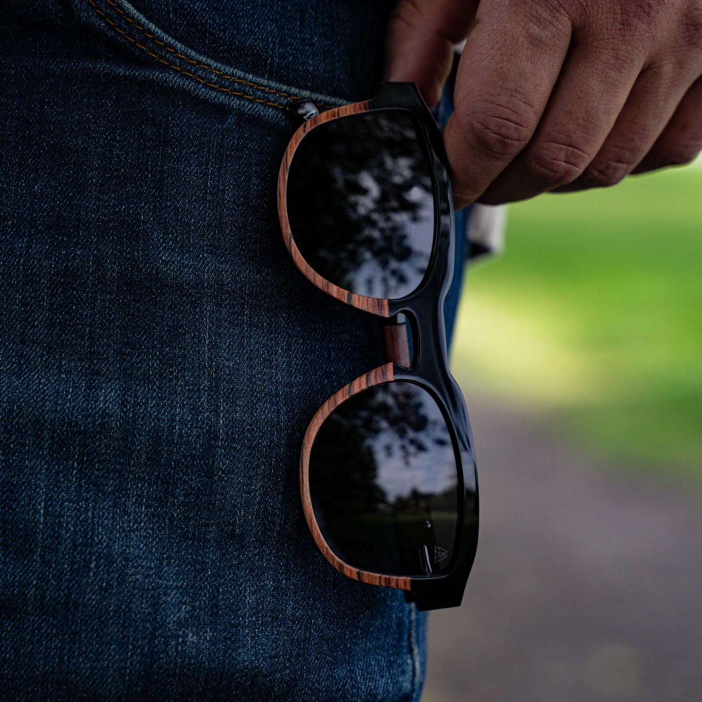 Soleil Rosewood Black Sunglass