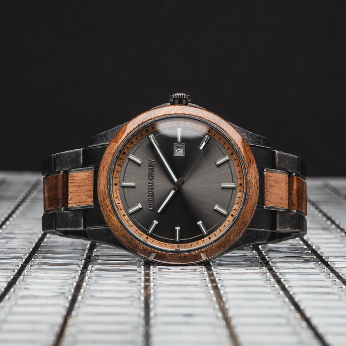 Reloj Koa clásico de acero lavado a la piedra de 43 mm de Original Grain