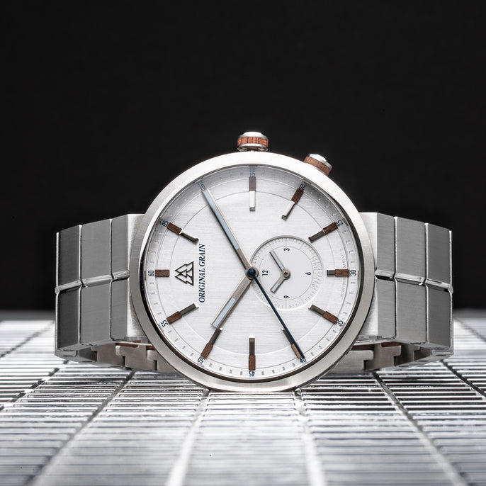 Walnut Silver Sport MNML 43mm side view by Original Grain